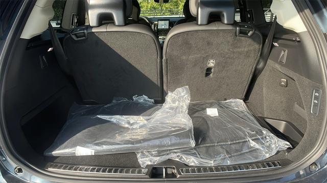 new 2026 Volvo XC90 car, priced at $76,945