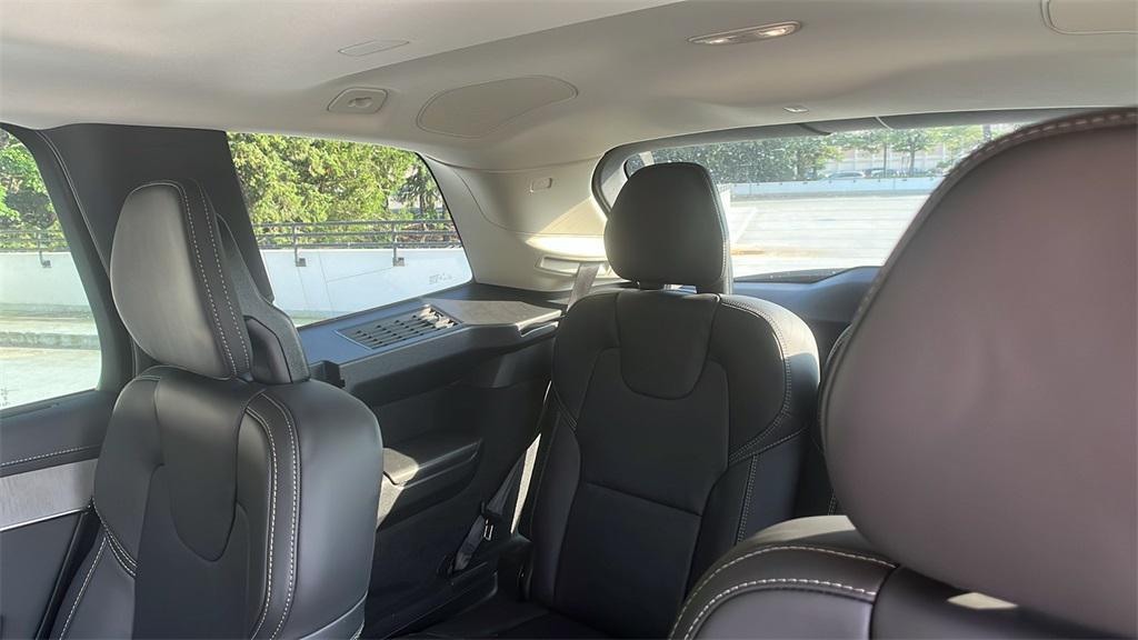 new 2026 Volvo XC90 car, priced at $76,945
