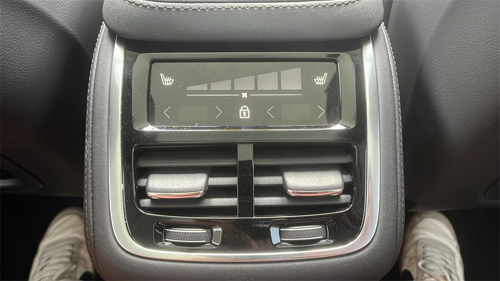used 2025 Volvo XC90 car, priced at $68,155