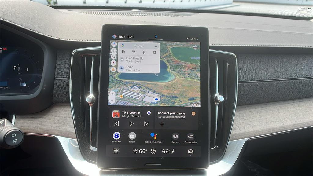 used 2025 Volvo XC90 car, priced at $68,155
