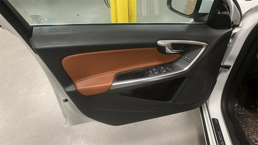 used 2013 Volvo S60 car, priced at $8,895