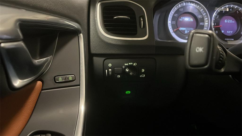 used 2013 Volvo S60 car, priced at $8,895