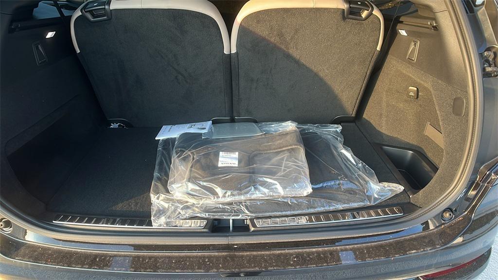 new 2026 Volvo XC90 car, priced at $74,645