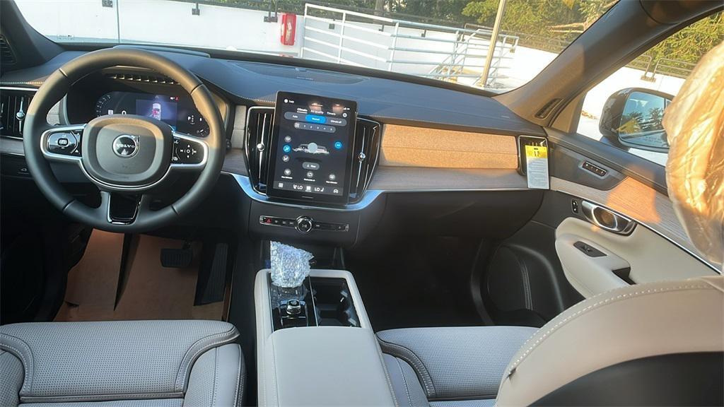 new 2026 Volvo XC90 car, priced at $74,645