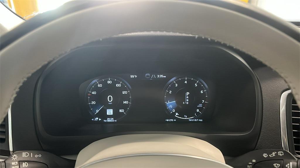 used 2022 Volvo XC90 car, priced at $38,895
