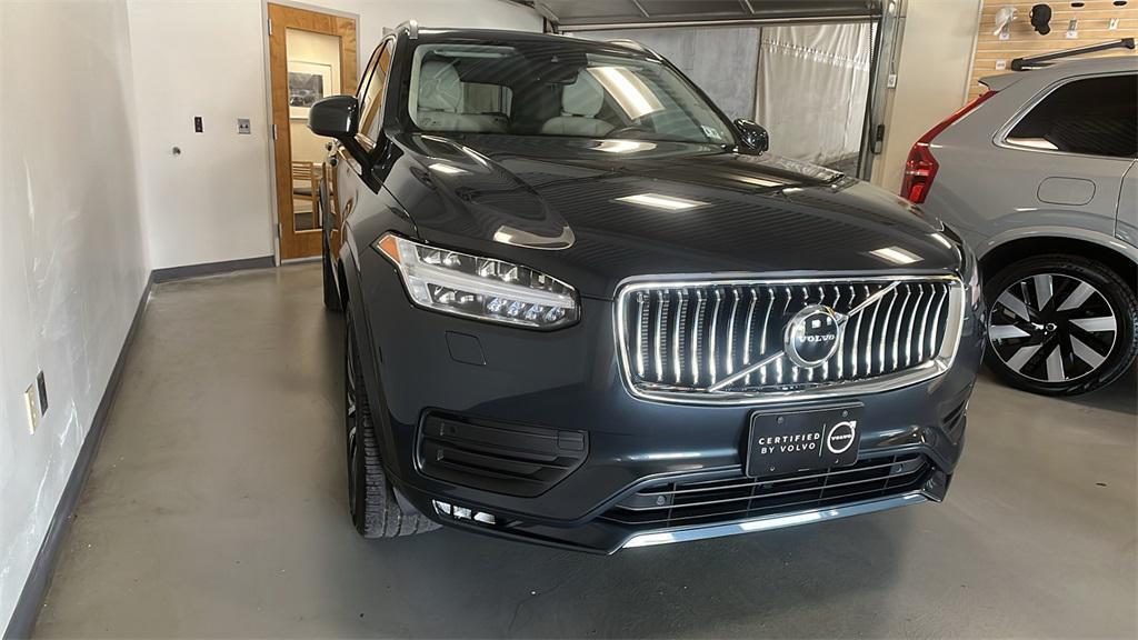 used 2022 Volvo XC90 car, priced at $38,895