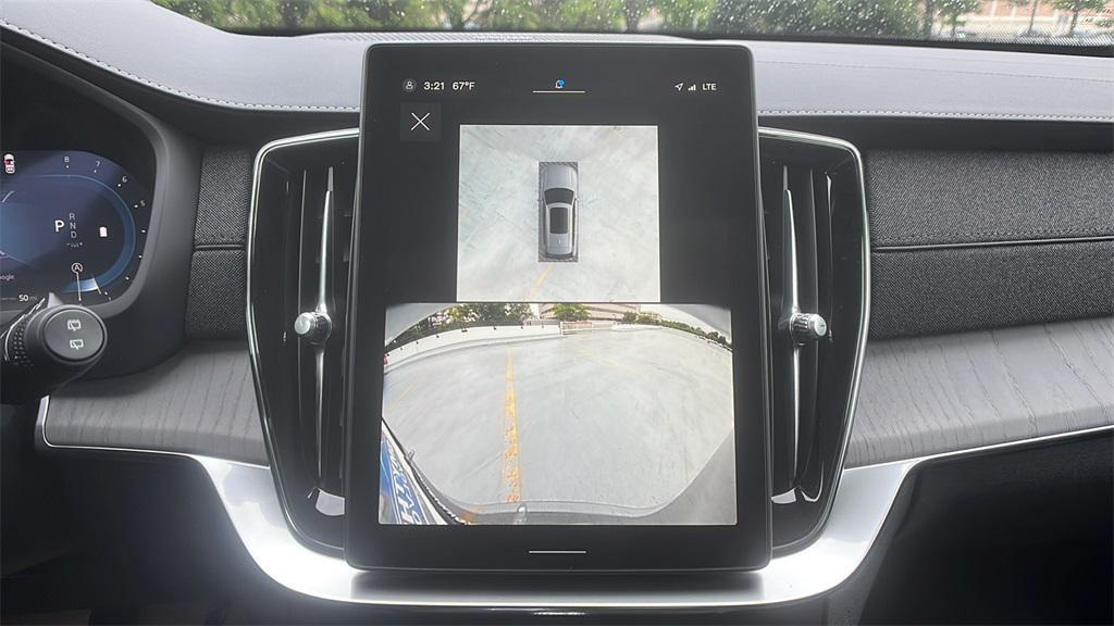 new 2025 Volvo XC90 car, priced at $72,345