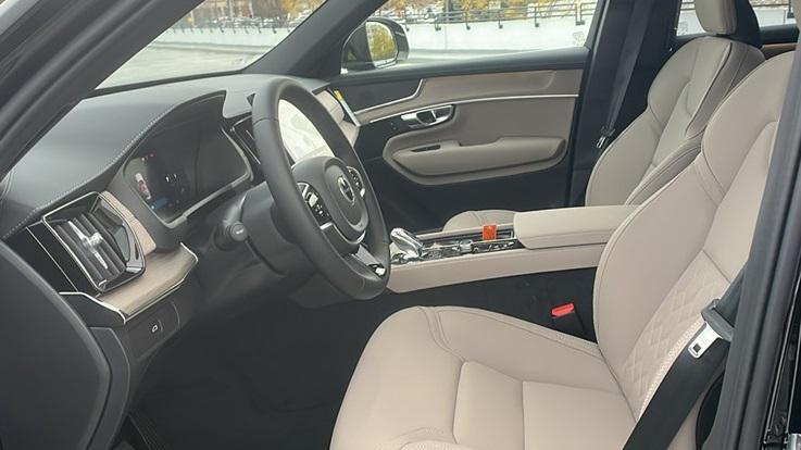 new 2026 Volvo XC90 car, priced at $70,095