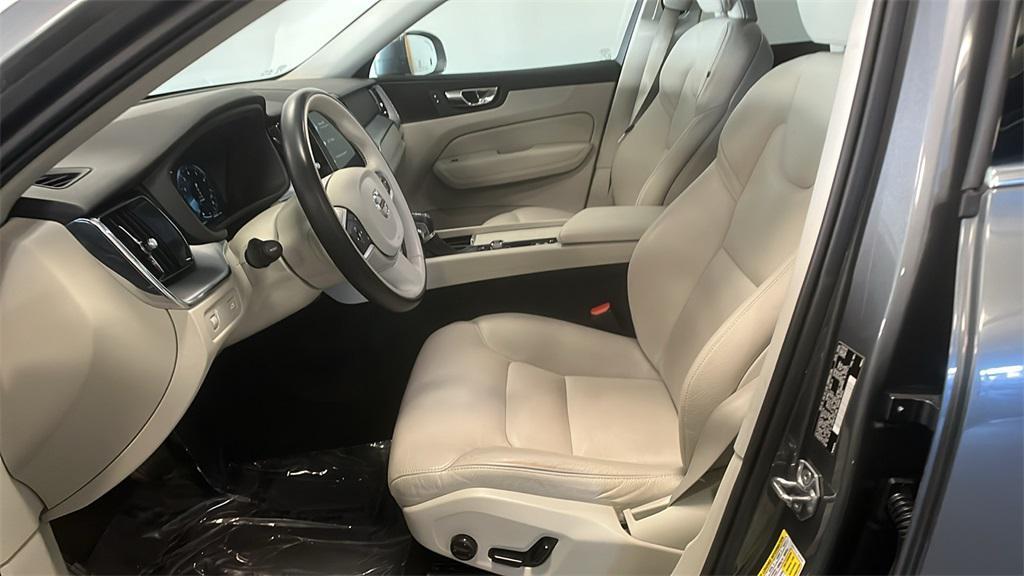 used 2020 Volvo XC60 car, priced at $25,795