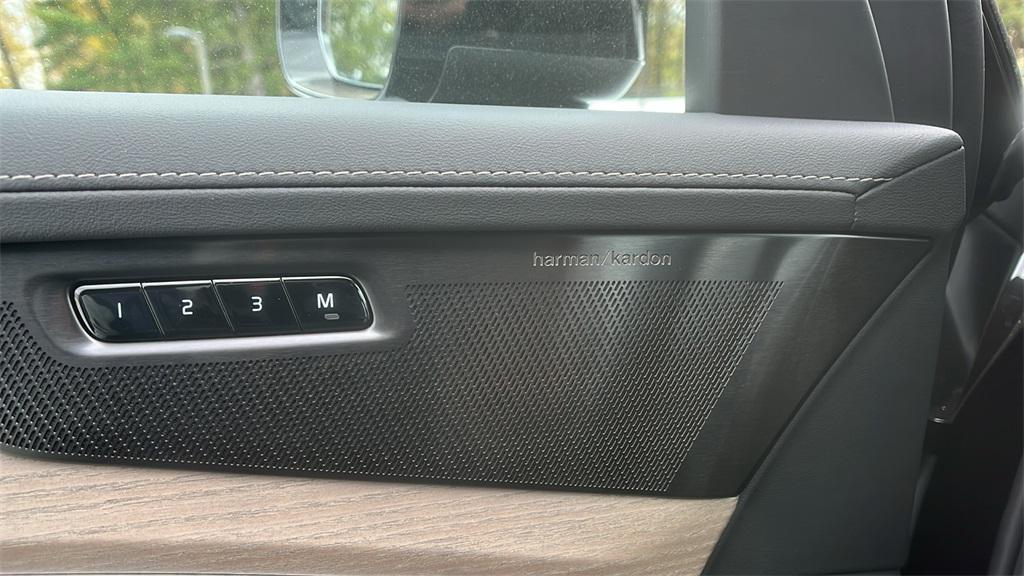 new 2026 Volvo XC90 car, priced at $77,245