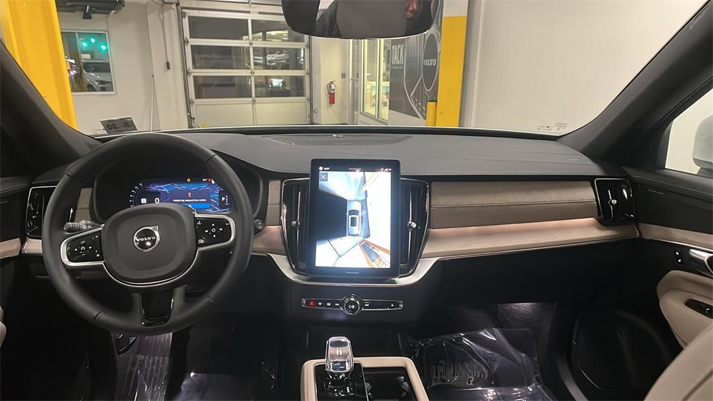 used 2026 Volvo XC90 car, priced at $71,824