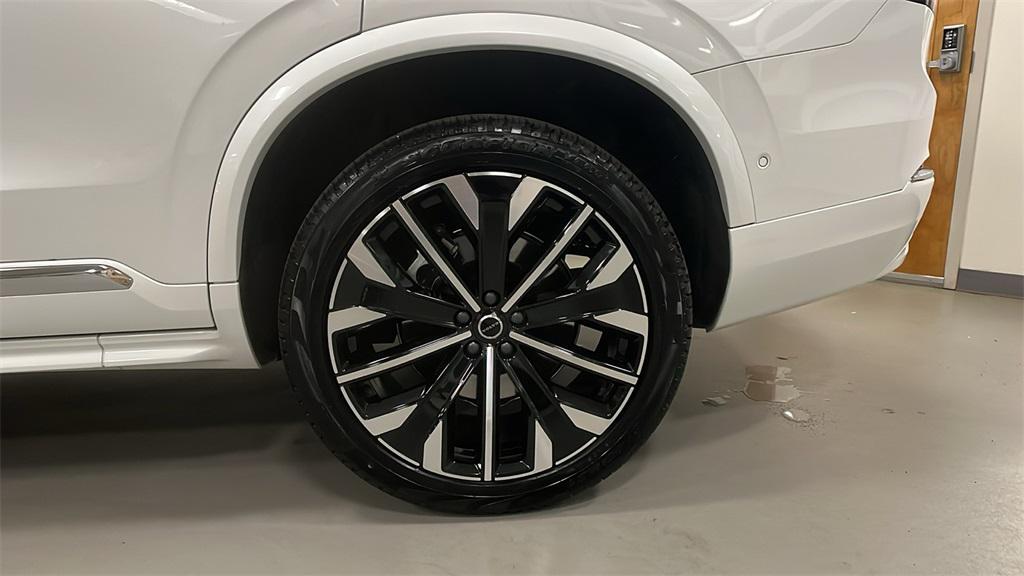 used 2026 Volvo XC90 car, priced at $71,824