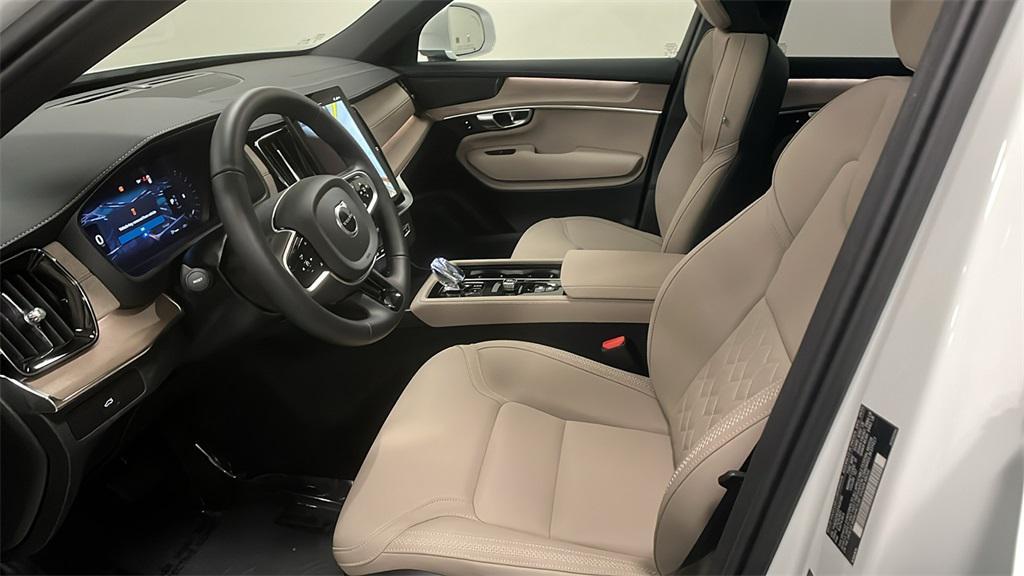 used 2026 Volvo XC90 car, priced at $71,824