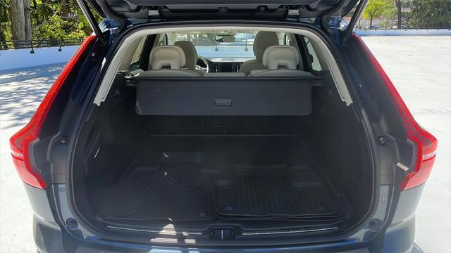 used 2022 Volvo XC60 car, priced at $32,974