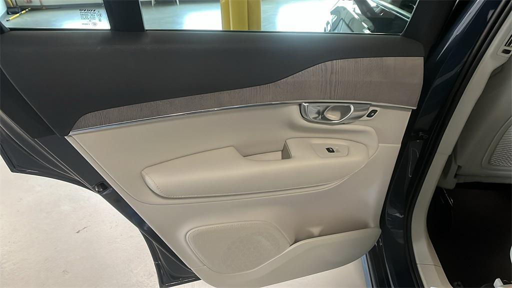 used 2024 Volvo XC90 car, priced at $43,989