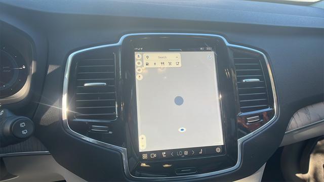 new 2025 Volvo XC90 Plug-In Hybrid car