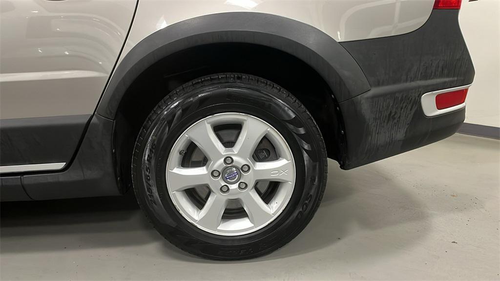 used 2013 Volvo XC70 car, priced at $9,695