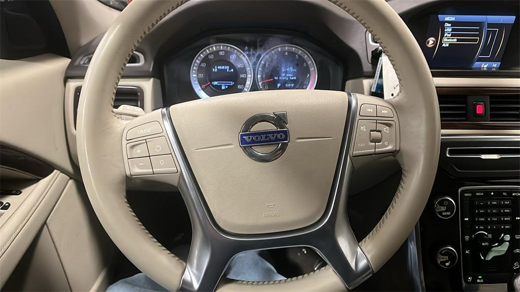 used 2013 Volvo XC70 car, priced at $9,695