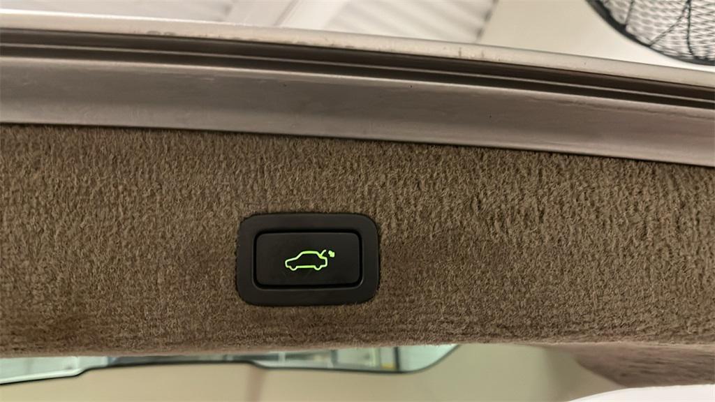 used 2013 Volvo XC70 car, priced at $9,695