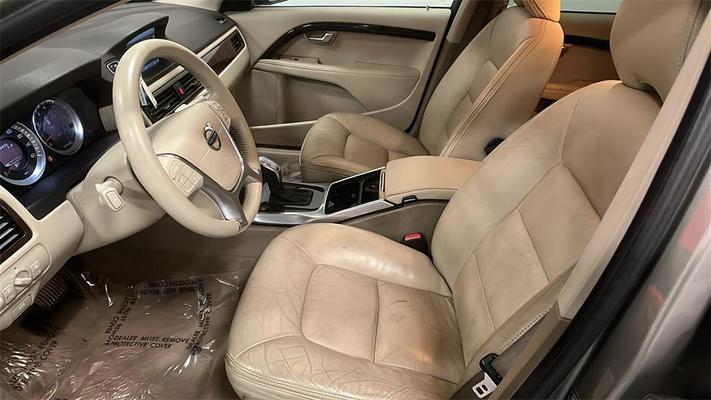 used 2013 Volvo XC70 car, priced at $9,695