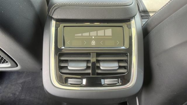 used 2022 Volvo XC60 car, priced at $37,330