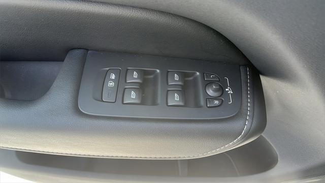 used 2022 Volvo XC60 car, priced at $37,330