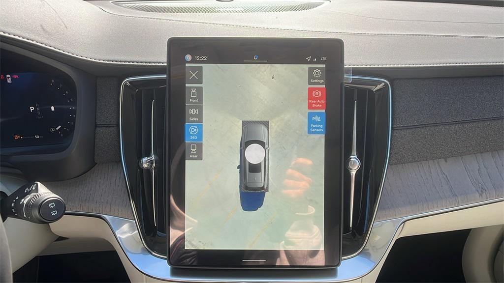 new 2026 Volvo XC90 car, priced at $75,155