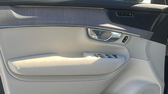 new 2026 Volvo XC90 car, priced at $75,155