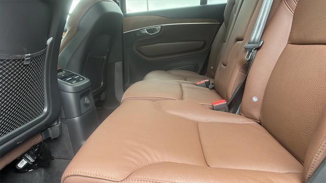 used 2023 Volvo XC90 Recharge Plug-In Hybrid car, priced at $58,000