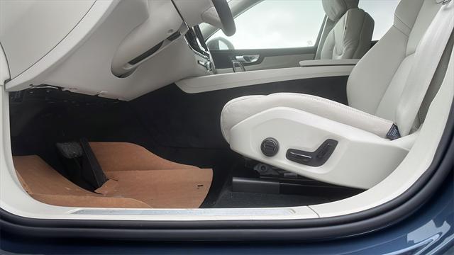 new 2025 Volvo XC60 Plug-In Hybrid car, priced at $66,260