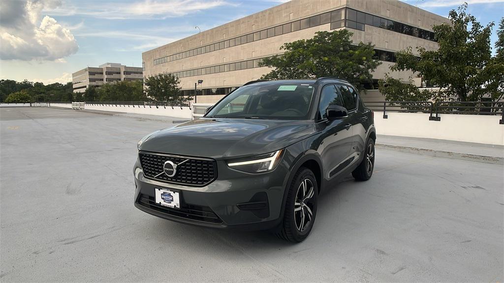 new 2026 Volvo XC40 car, priced at $46,545