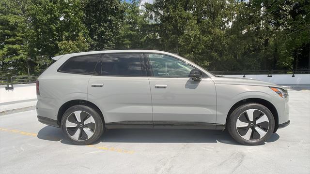new 2025 Volvo EX90 car