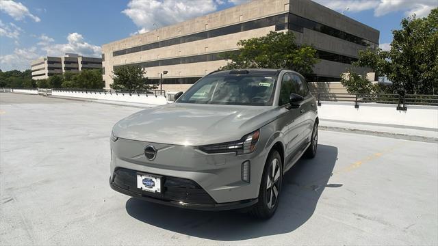 new 2025 Volvo EX90 car