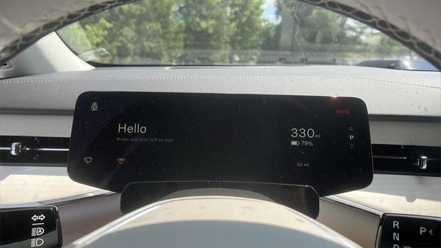 new 2025 Volvo EX90 car