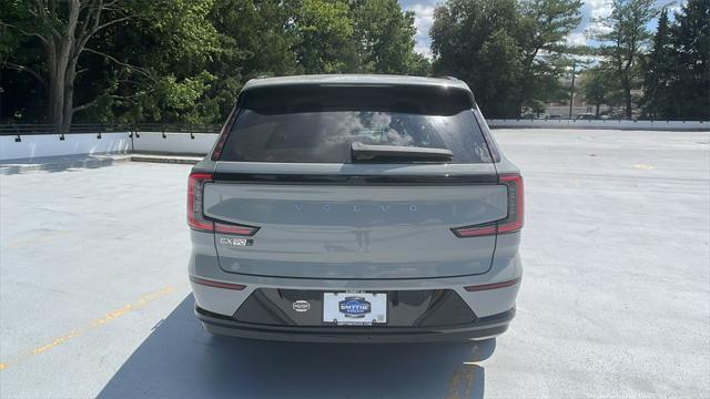new 2025 Volvo EX90 car