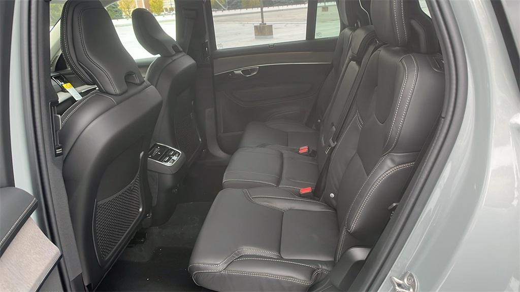 new 2026 Volvo XC90 car, priced at $75,155