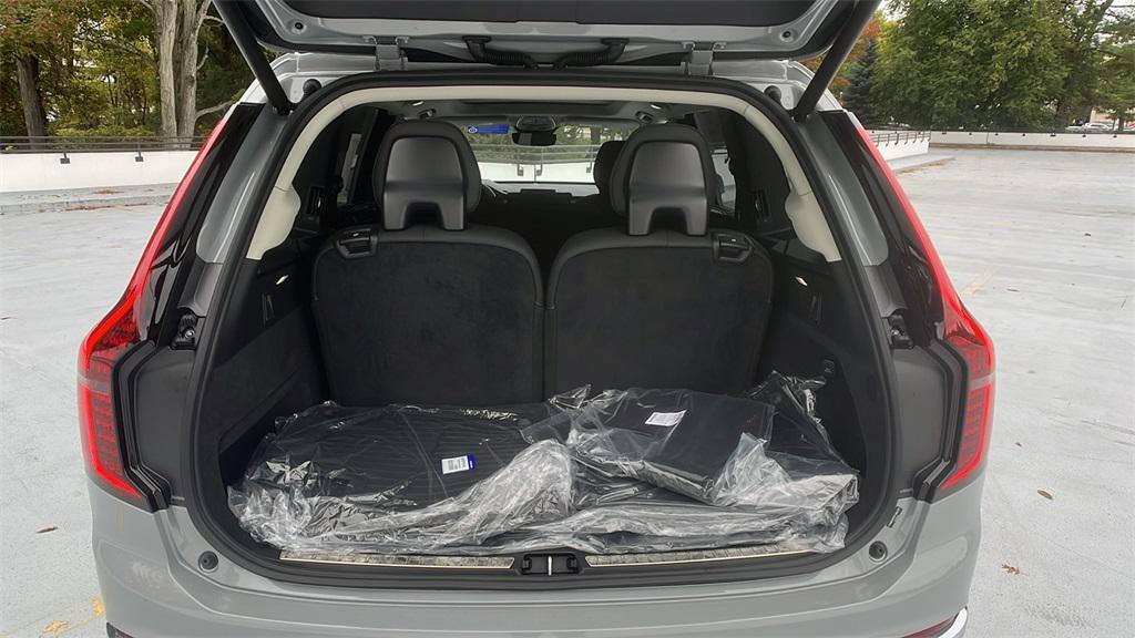 new 2026 Volvo XC90 car, priced at $75,155