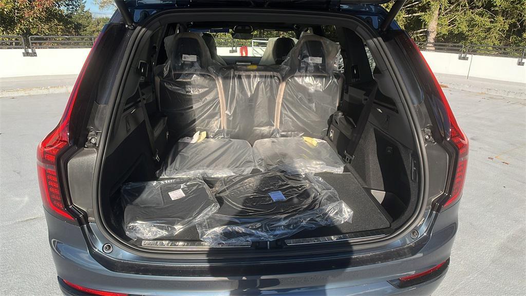new 2026 Volvo XC90 car, priced at $77,245