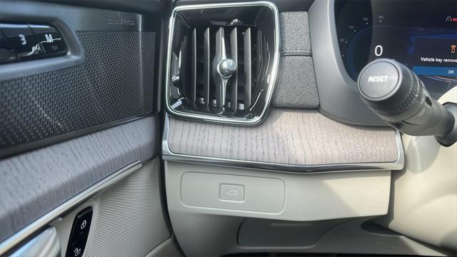 new 2025 Volvo XC90 car, priced at $74,445
