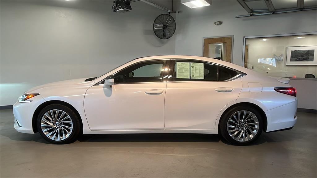 used 2023 Lexus ES 350 car, priced at $44,335
