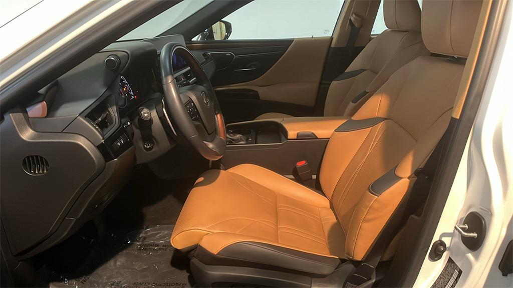 used 2023 Lexus ES 350 car, priced at $44,335