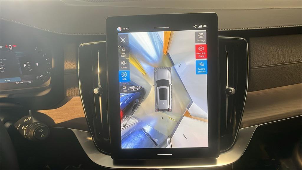 used 2026 Volvo XC90 car, priced at $71,325