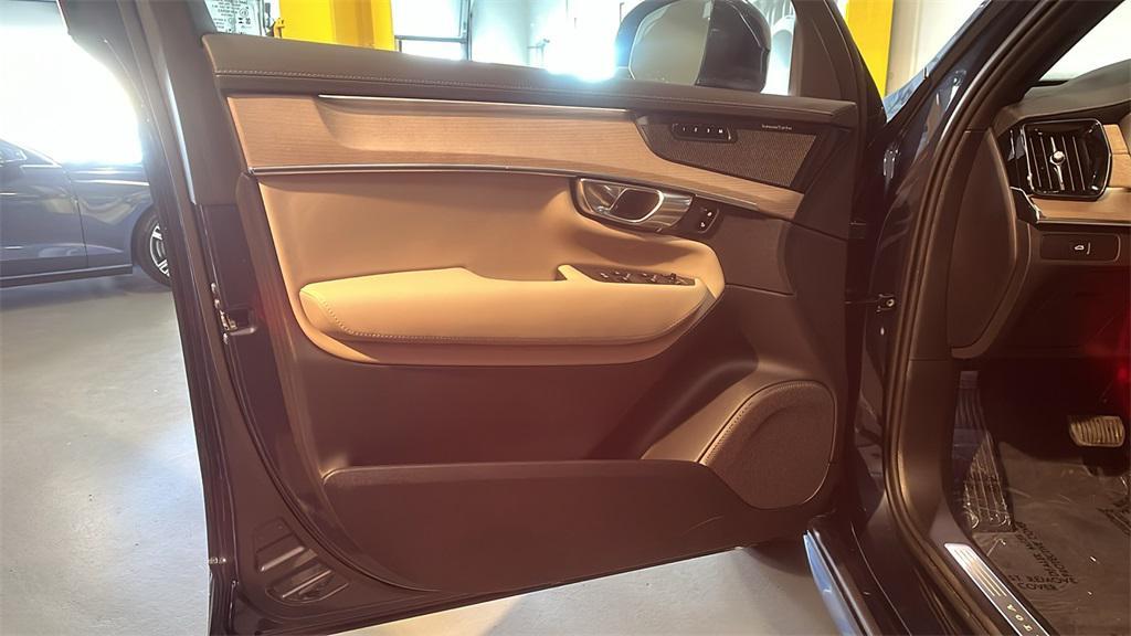 used 2026 Volvo XC90 car, priced at $71,325
