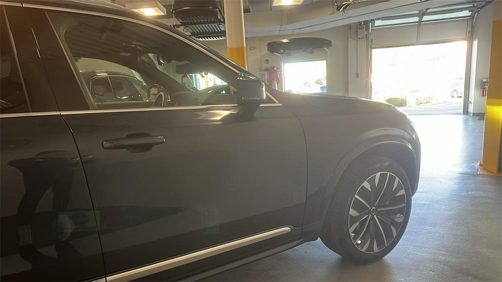 used 2026 Volvo XC90 car, priced at $71,325
