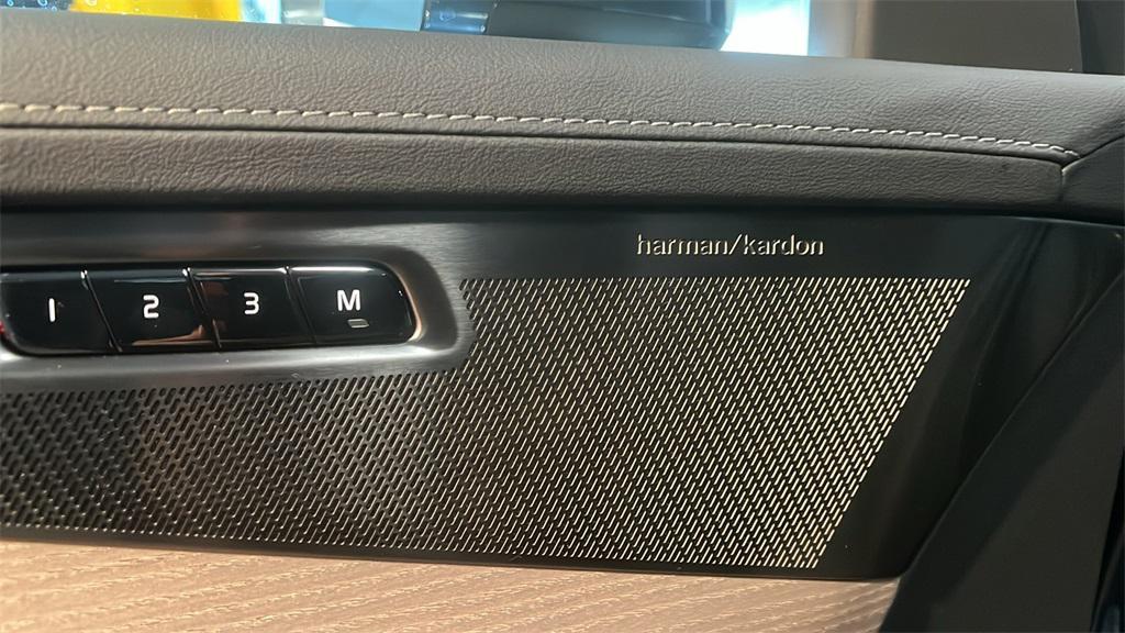 used 2026 Volvo XC90 car, priced at $71,325