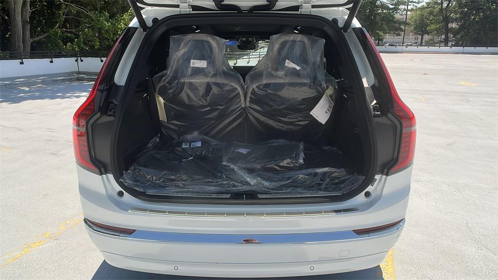new 2026 Volvo XC90 car, priced at $71,825