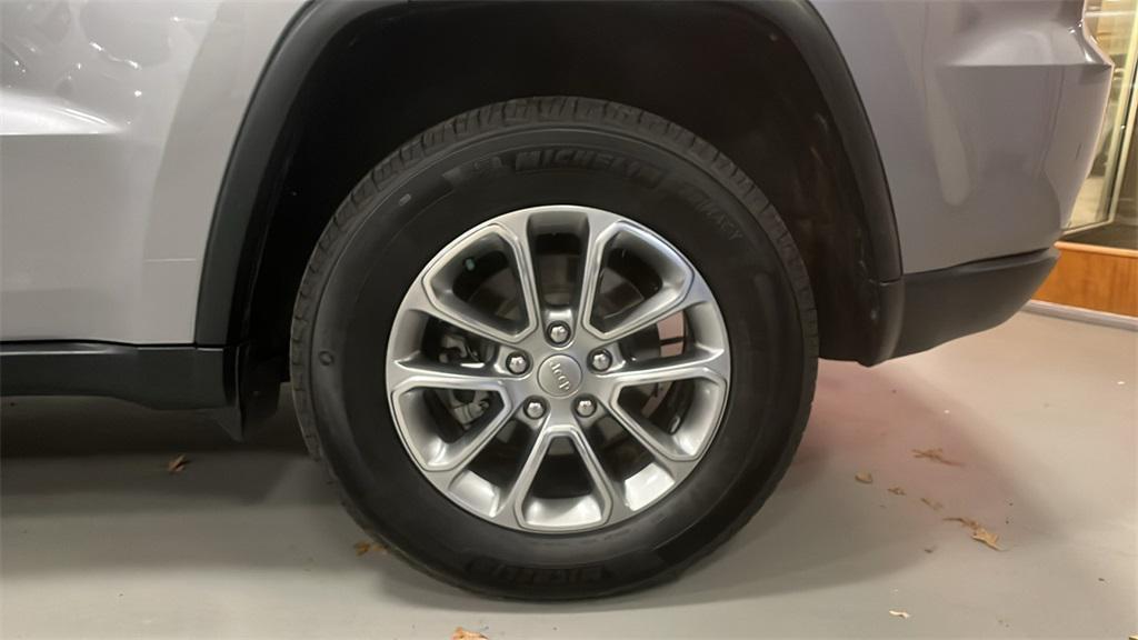 used 2015 Jeep Grand Cherokee car, priced at $10,985