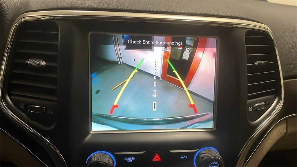 used 2015 Jeep Grand Cherokee car, priced at $10,985