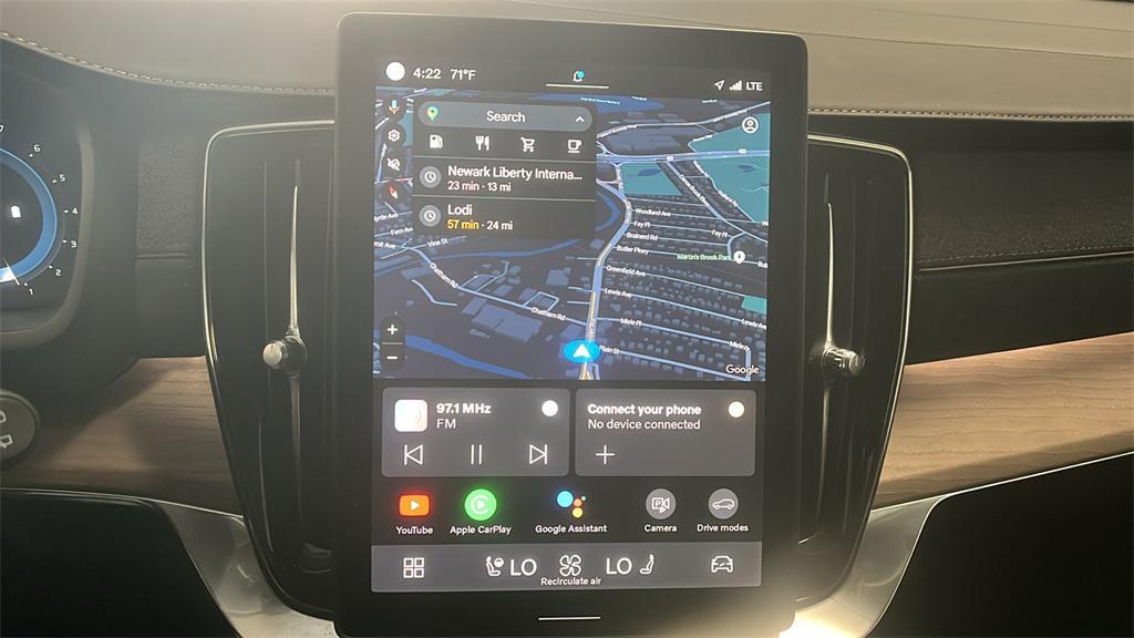 used 2025 Volvo XC90 car, priced at $50,000