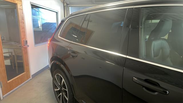 used 2021 Volvo XC90 car, priced at $26,617